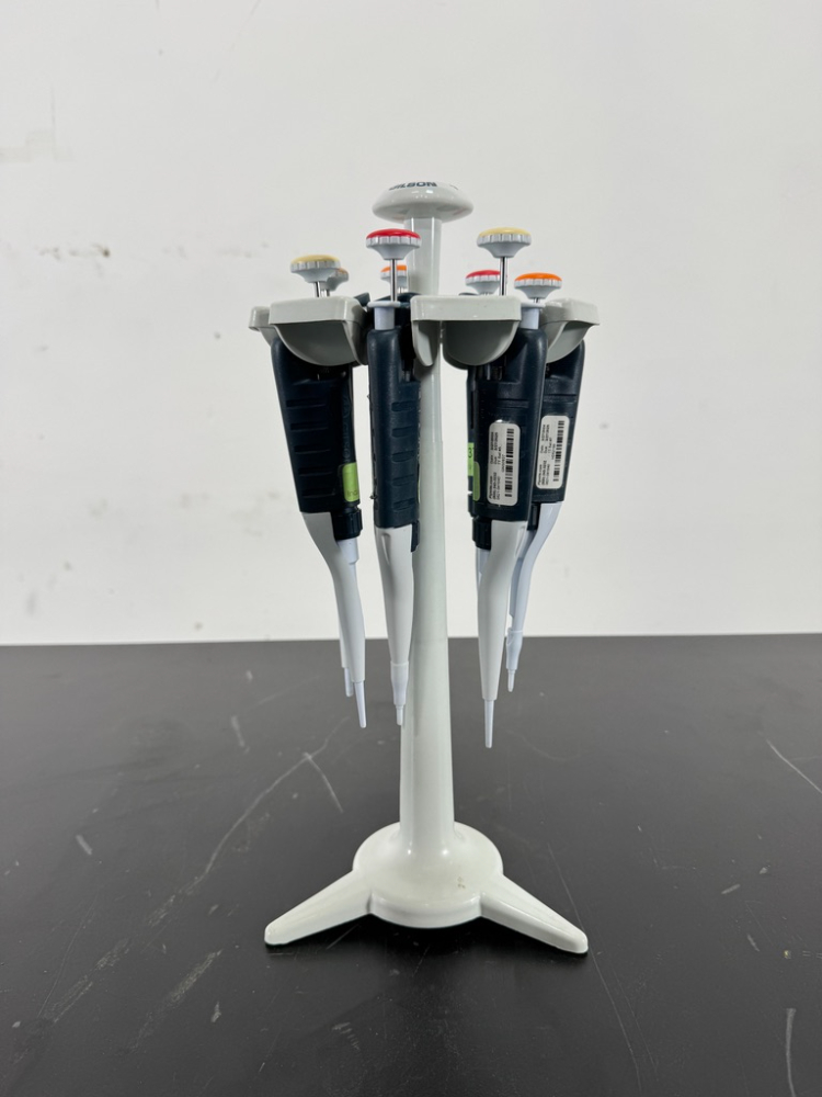 Image of Gilson Pipetman Single Channel Pipettes w/ Stand - Quantity 7